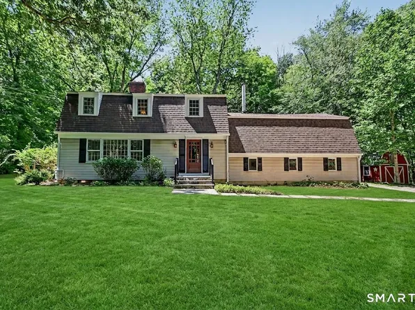 4 Scatacook Trail, Weston, CT 06883