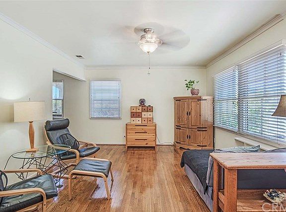 4th image of 4117 W 184th St