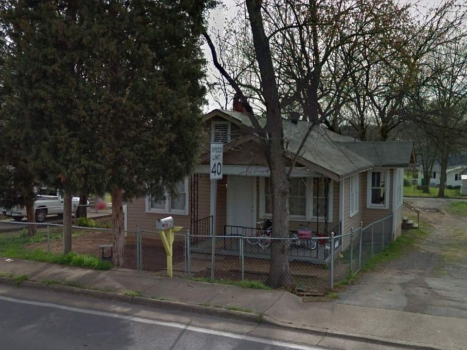 1st image of 1225 S Ocoee St SE