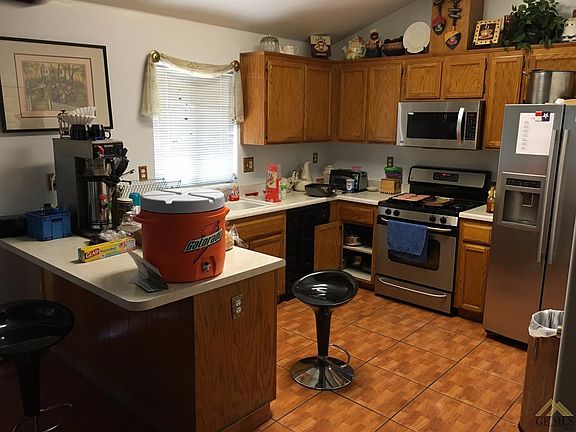4th image of 200 Sowerby Village Ln