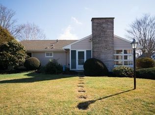 1186 Gardners Neck Rd, Swansea, MA 02777
