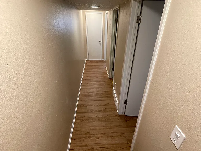 1974 McCall Pl #6 — Photo 4