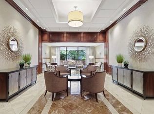 9 Hawthorne Pl APT 5G, Boston, MA 02114