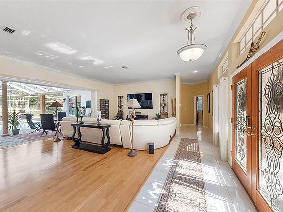 2nd image of 5679 Stag Thicket Ln