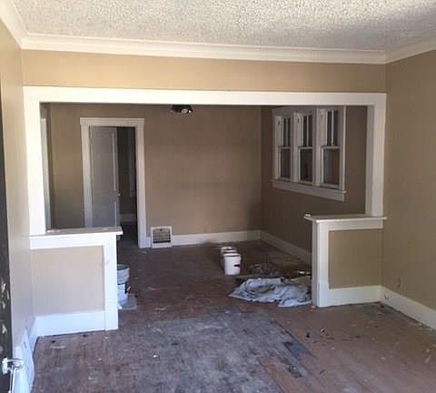 5th image of 712 E Republic St