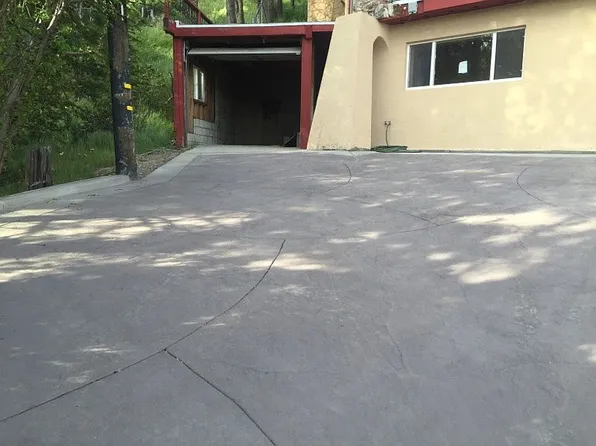 27914 W Shore Rd, Lake Arrowhead, CA 92352