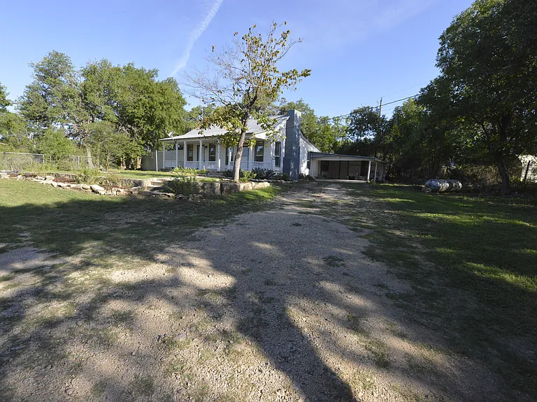 1598 State Highway 16 N — Photo 26