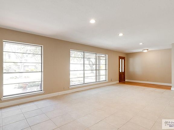 3rd image of 2726 Lotus St