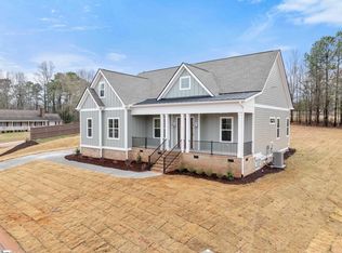 3 Halowell Ln, Travelers Rest, SC 29690