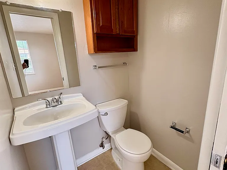 2340 S Race St Apartments — Photo 17