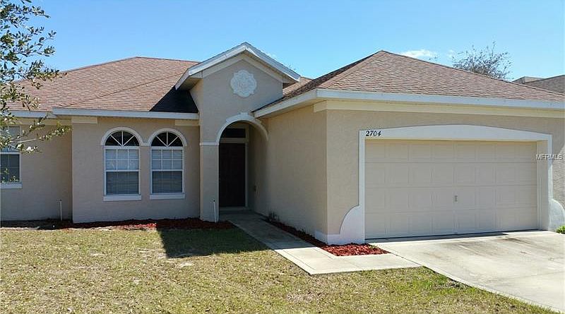 1st image of 2704 Savannah Dr