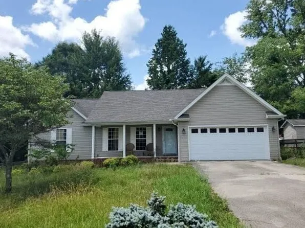 4513 Brookshire Dr, Cookeville, TN 38506