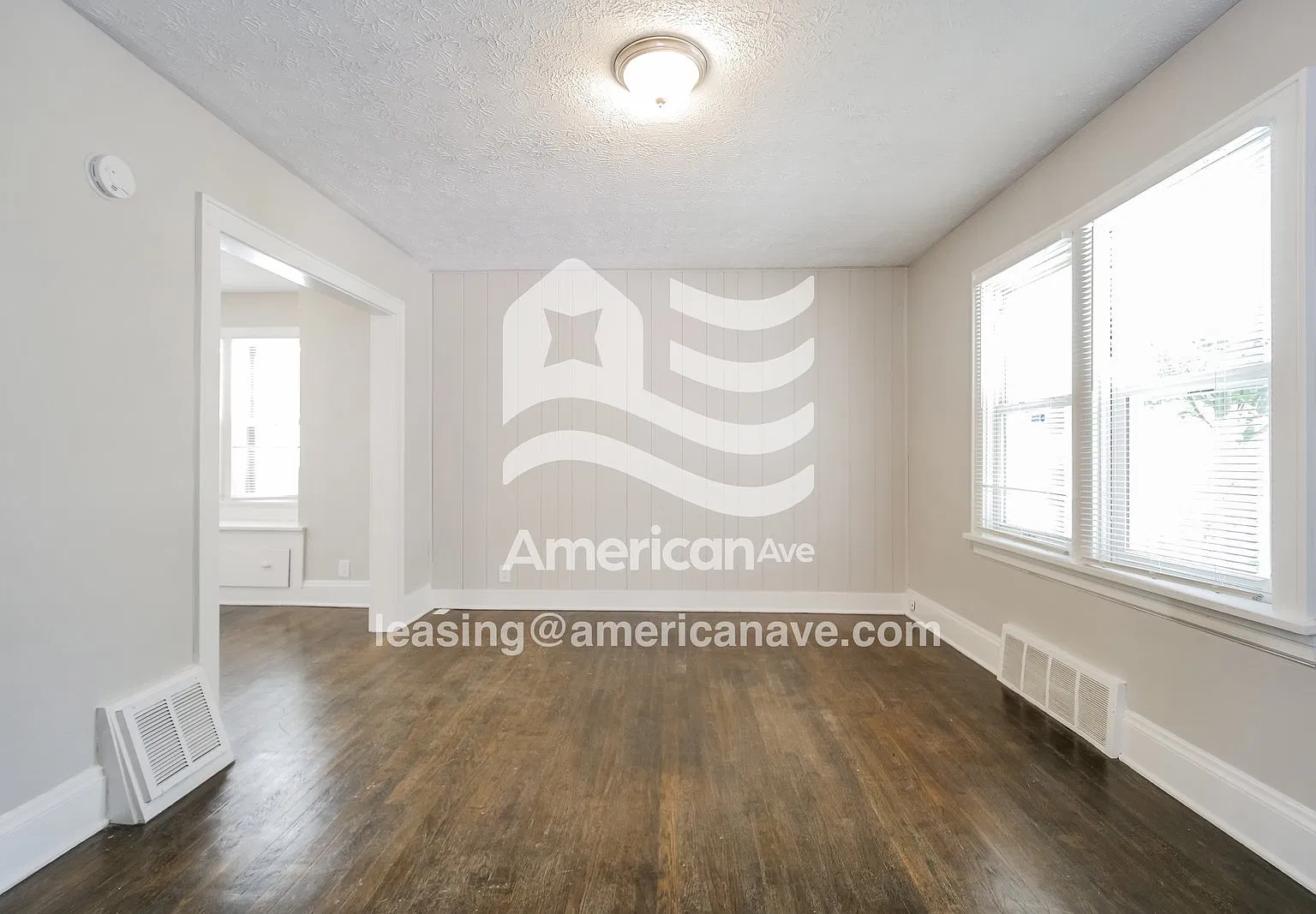 3 bed, 1.0 bath, 1344 sqft, $1,397 — Photo 3