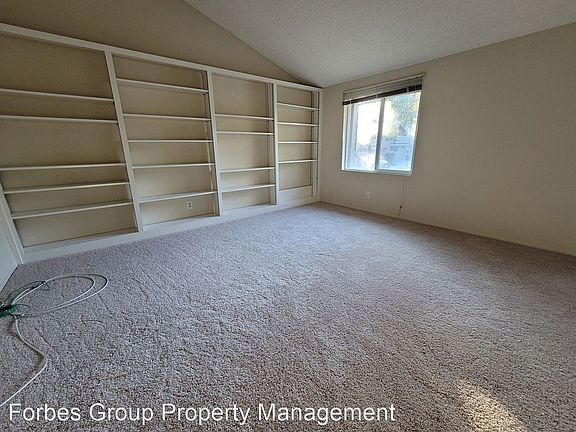 5th image of 10096 Lamplighter Sq
