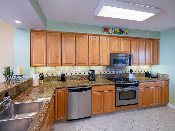 4th image of 101 Gulfview Dr #209 & 30