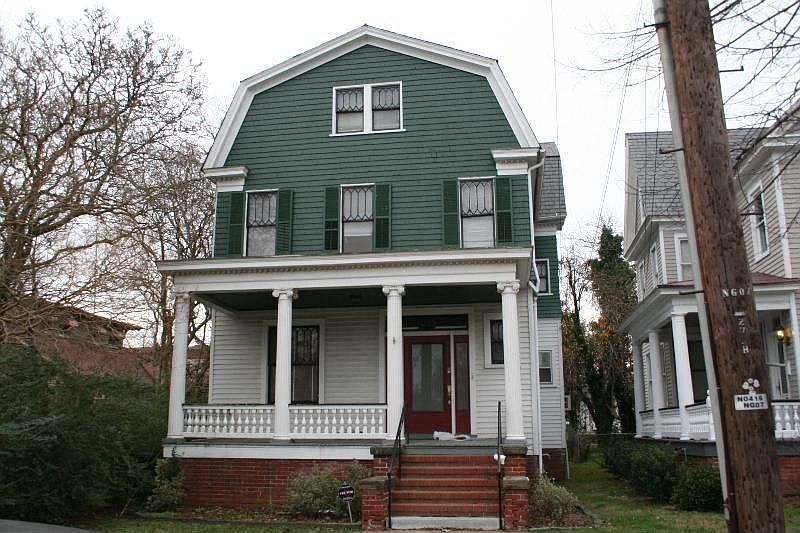1st image of 1023 Naval Ave