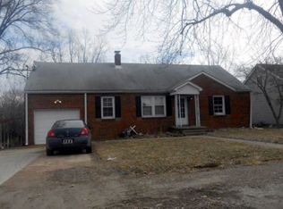 2707 Melrose Ave, Godfrey, IL 62035