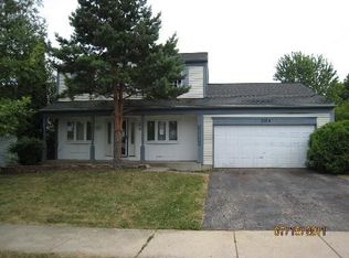 1184 Hyannis Cir, Carol Stream, IL 60188