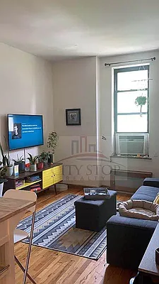 Rented by City Stop Realty | media 12