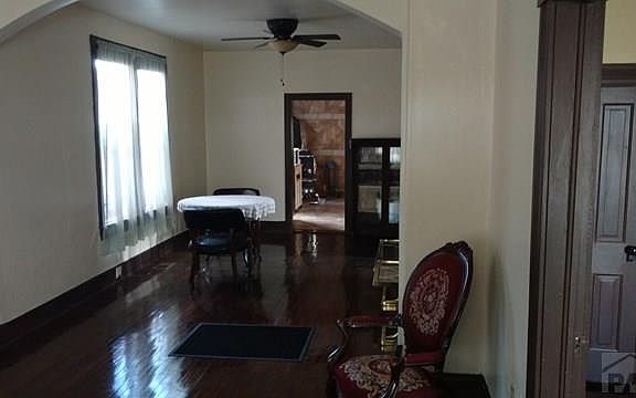 3rd image of 318 W Corona Ave