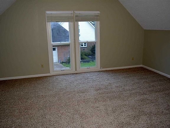 5th image of 3623 Vanderschaaf Dr