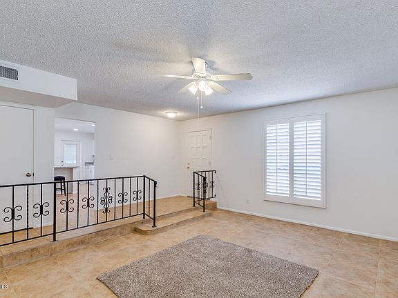 5th image of 3817 W North Ln