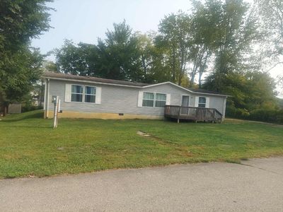 182 Glory St, Irvine, KY, 40336