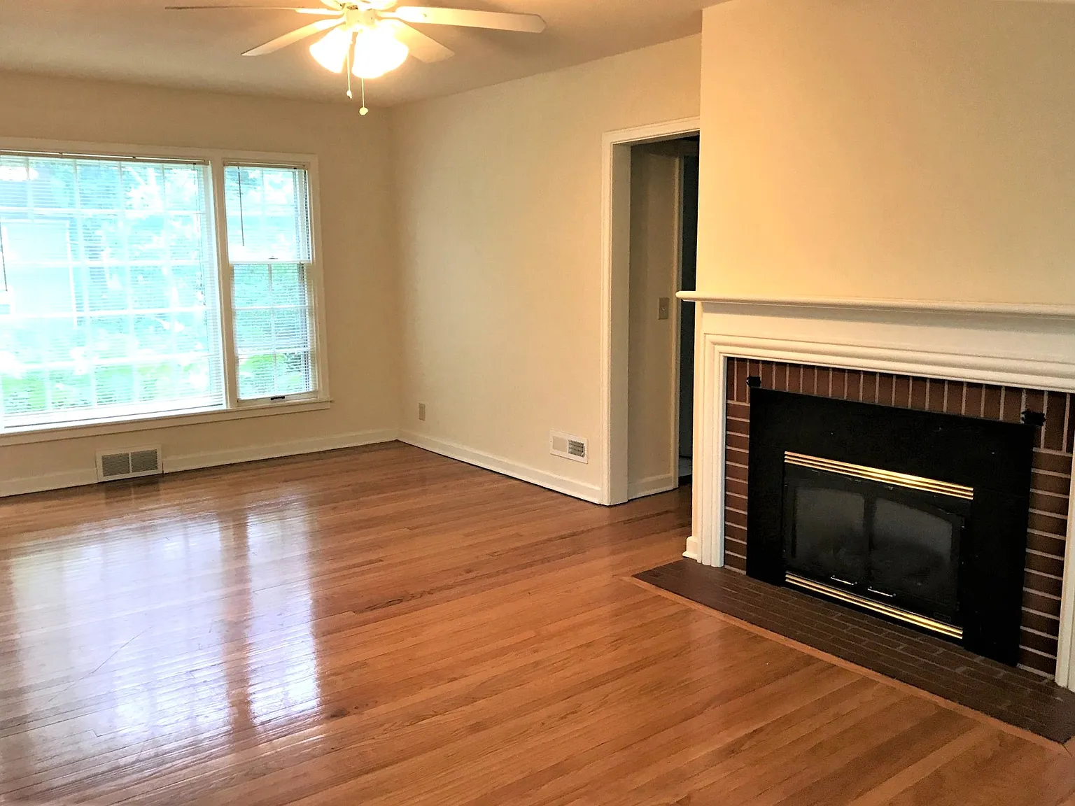 QL 306 South Owen Drive - 1 — Photo 3
