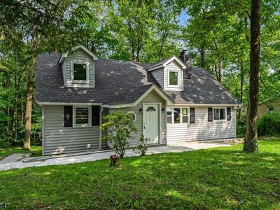 7 Mondamin Rd, Highland Lakes, NJ, 07422