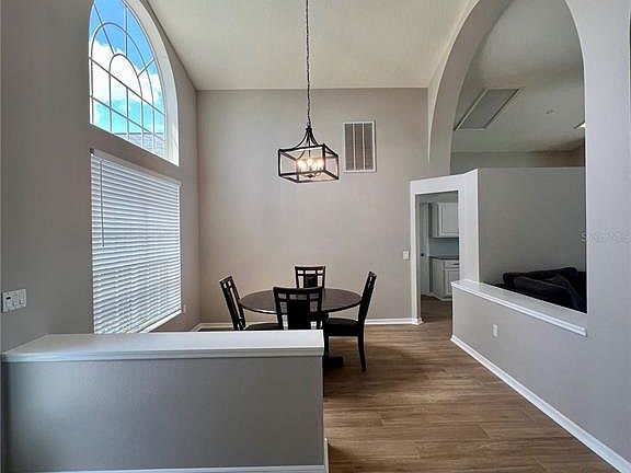 4th image of 18564 Kingbird Dr