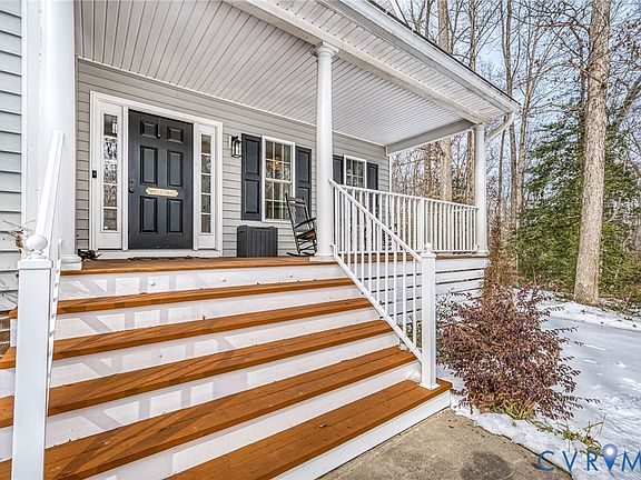 5th image of 11447 Sweet Hall Way