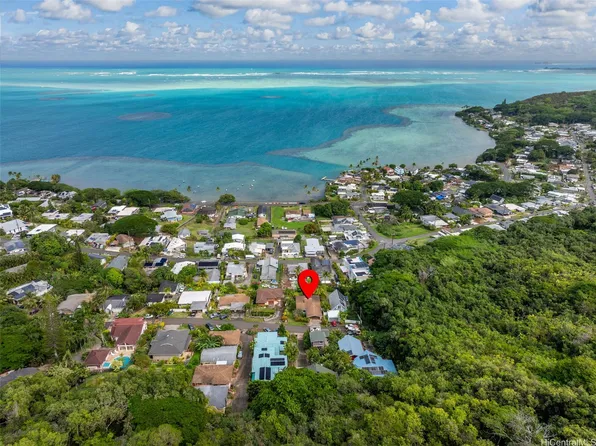 47-323 Mawaena St, Kaneohe, HI 96744