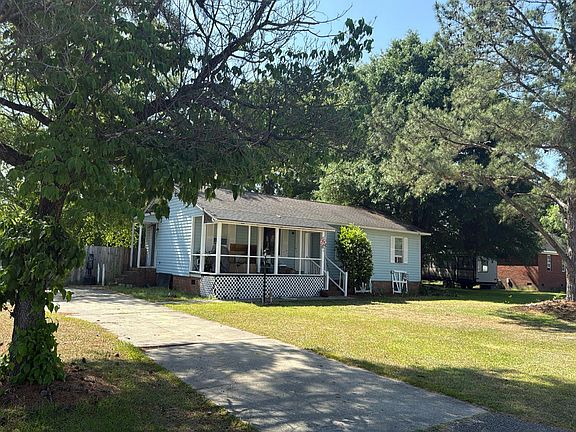 2nd image of 517 Springview Dr