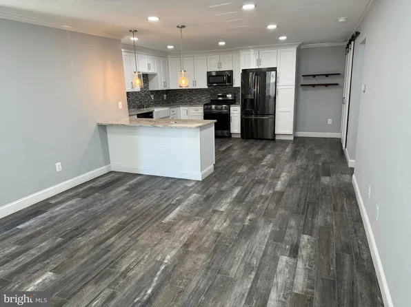 205 Ashley Run #205, Voorhees, NJ 08043