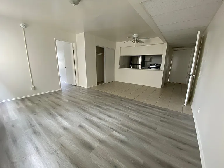 222 S Vendome St #1/2 — Photo 1