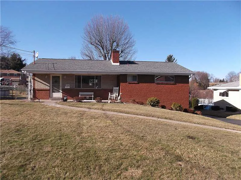 110 Manchester Dr photo 1