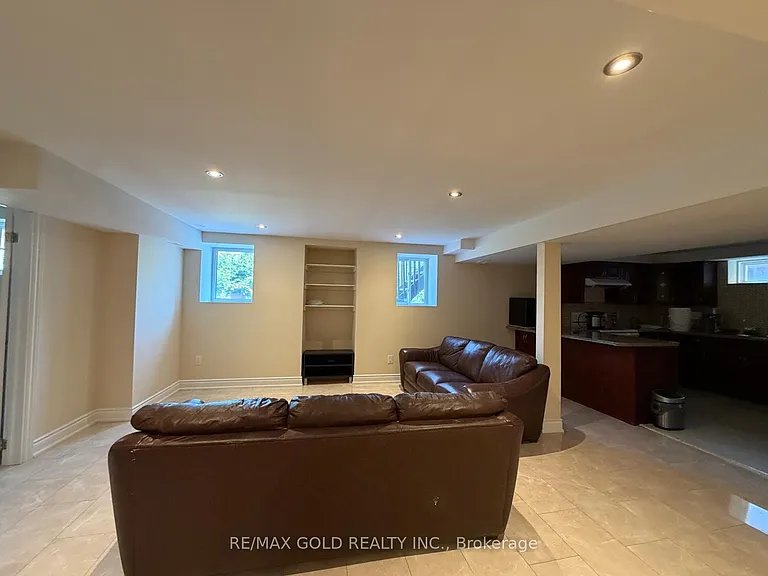 20 Hiking Ct #BASEMENT — Photo 9
