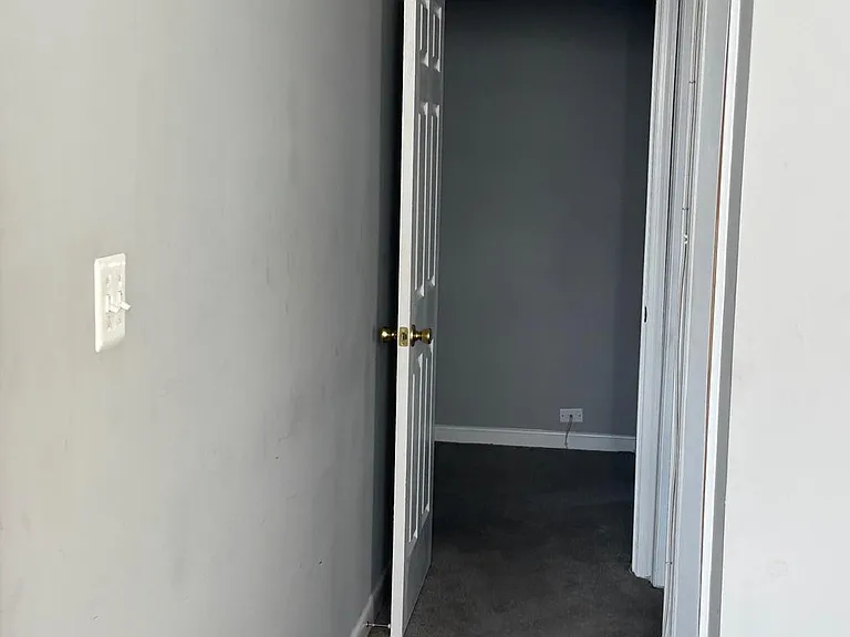 1612 W Lexington St — Photo 11