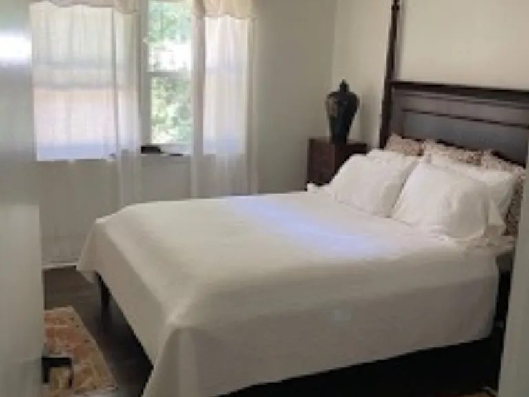 1 Margaret St #1 — Photo 3
