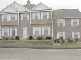 1 Rustic Ln, Norwalk, CT 06851