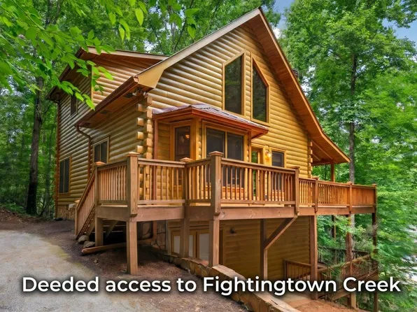357 Hemlock Trl, Blue Ridge, GA 30513