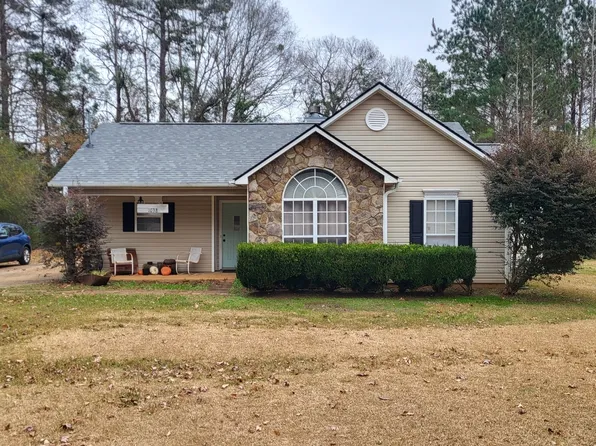 1038 County Road 504, Valley, AL 36854