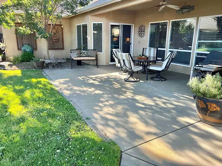 113 Sterling Oaks Dr — Photo 19