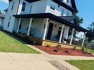 616 2nd St, Buffalo, IA 52728