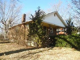 1st image of 612 N Lakeview Ave