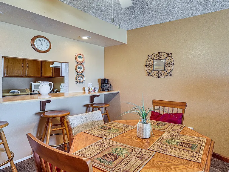 453 Lake Havasu Ave N #D — Photo 8