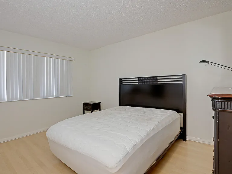 4230 Deste Ct #303 — Photo 7