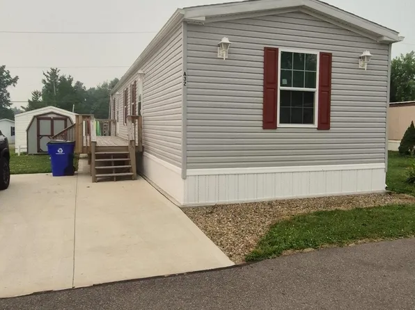 9294 State Route 44 #A32, Mantua, OH 44255