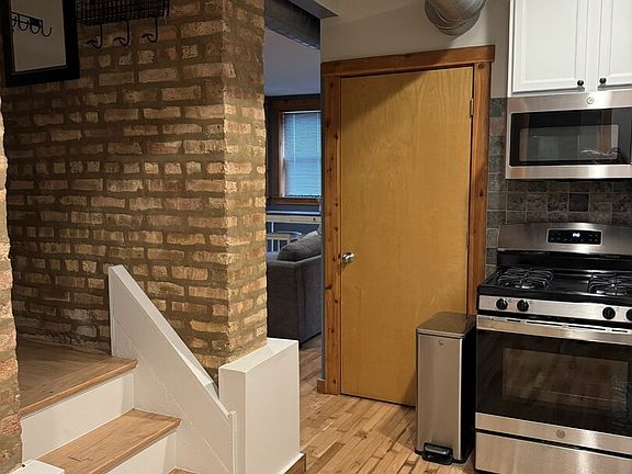 5th image of 4104 N Mozart St APT Ge