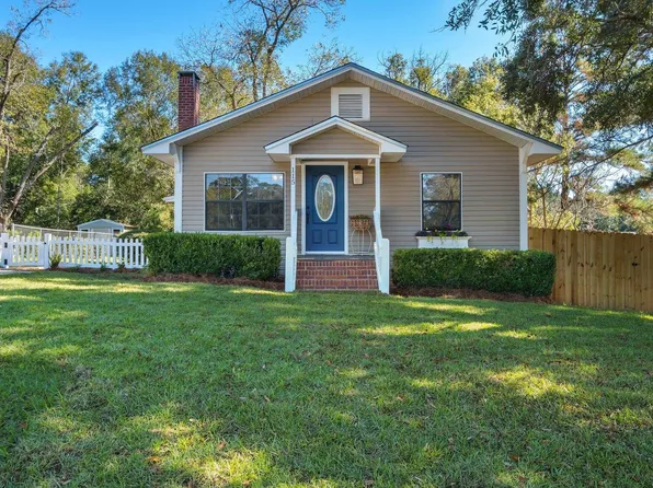 115 SE 2nd St, Havana, FL 32333